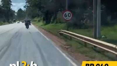Um erro na sinalização de velocidade na BR-040, na altura do km 567, no sentido Rio de Janeiro–Belo Horizonte, ge