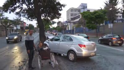 Acidente deixa 5 feridos em BH