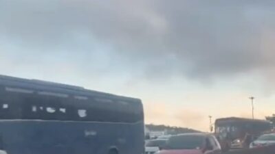 Acidente no entroncamento do Anel com a MGC-356 trava ambas as vias no sentido Rio.
